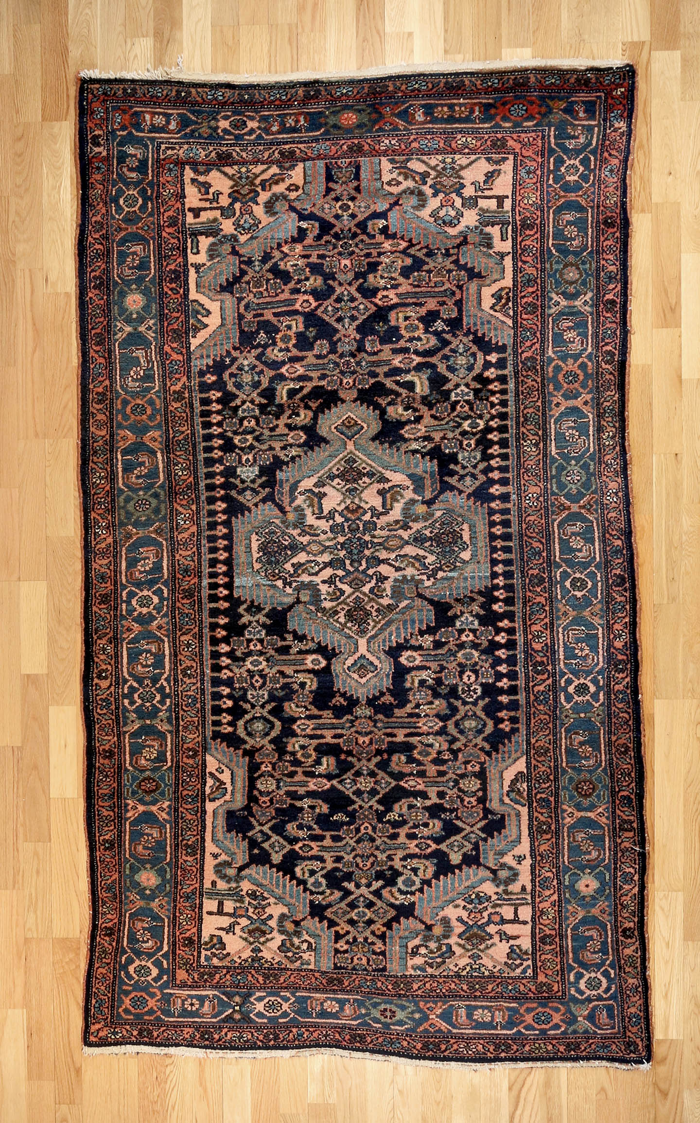 Antique Lilahan
