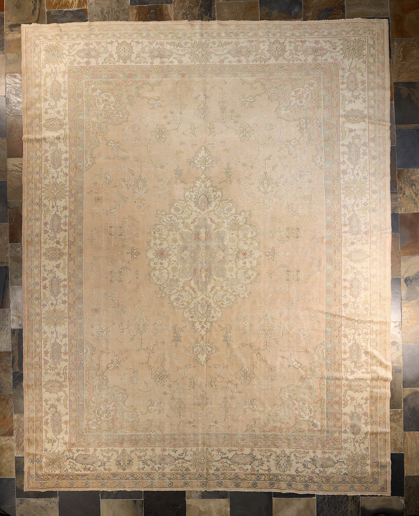 Antique Ushak