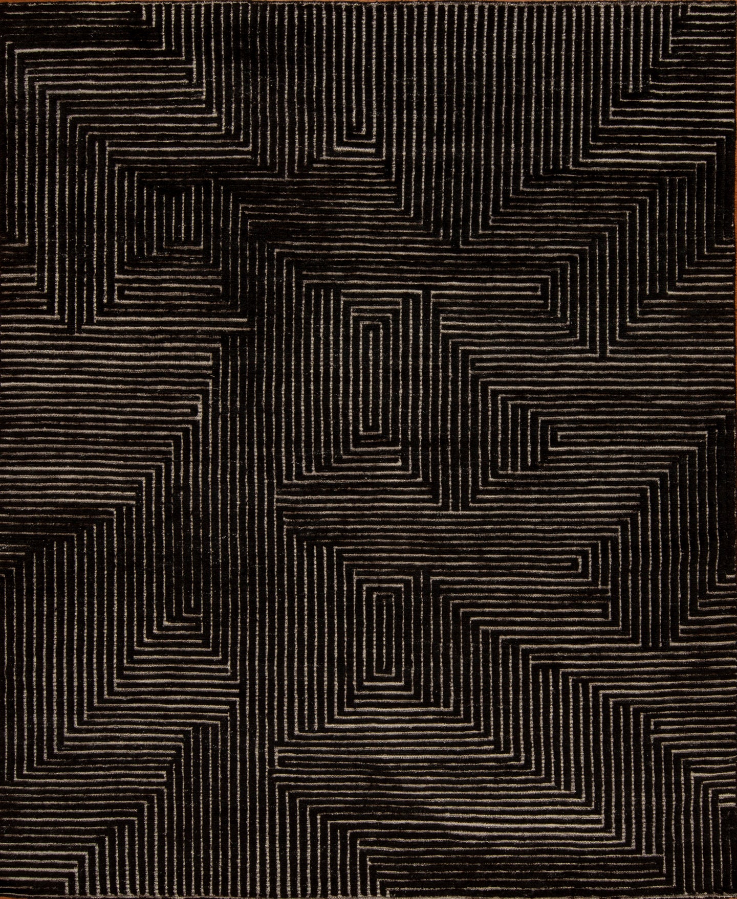 Isberian Norway Collection Aurora Design in Black and Natural