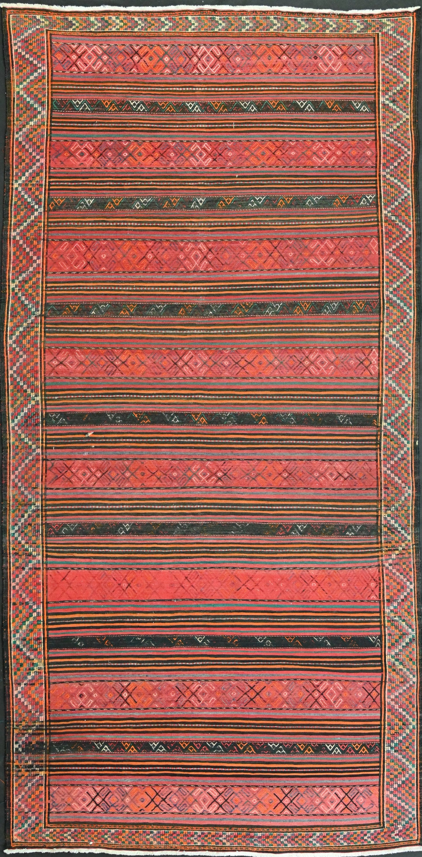 Vintage GiGim Kilim