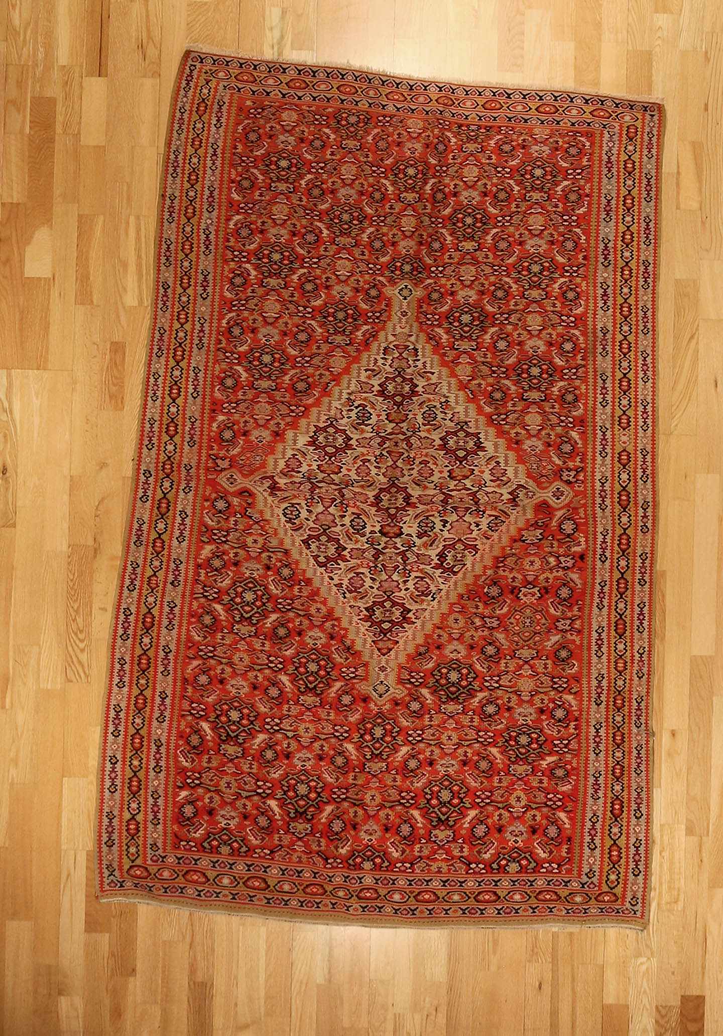 Antique Senneh