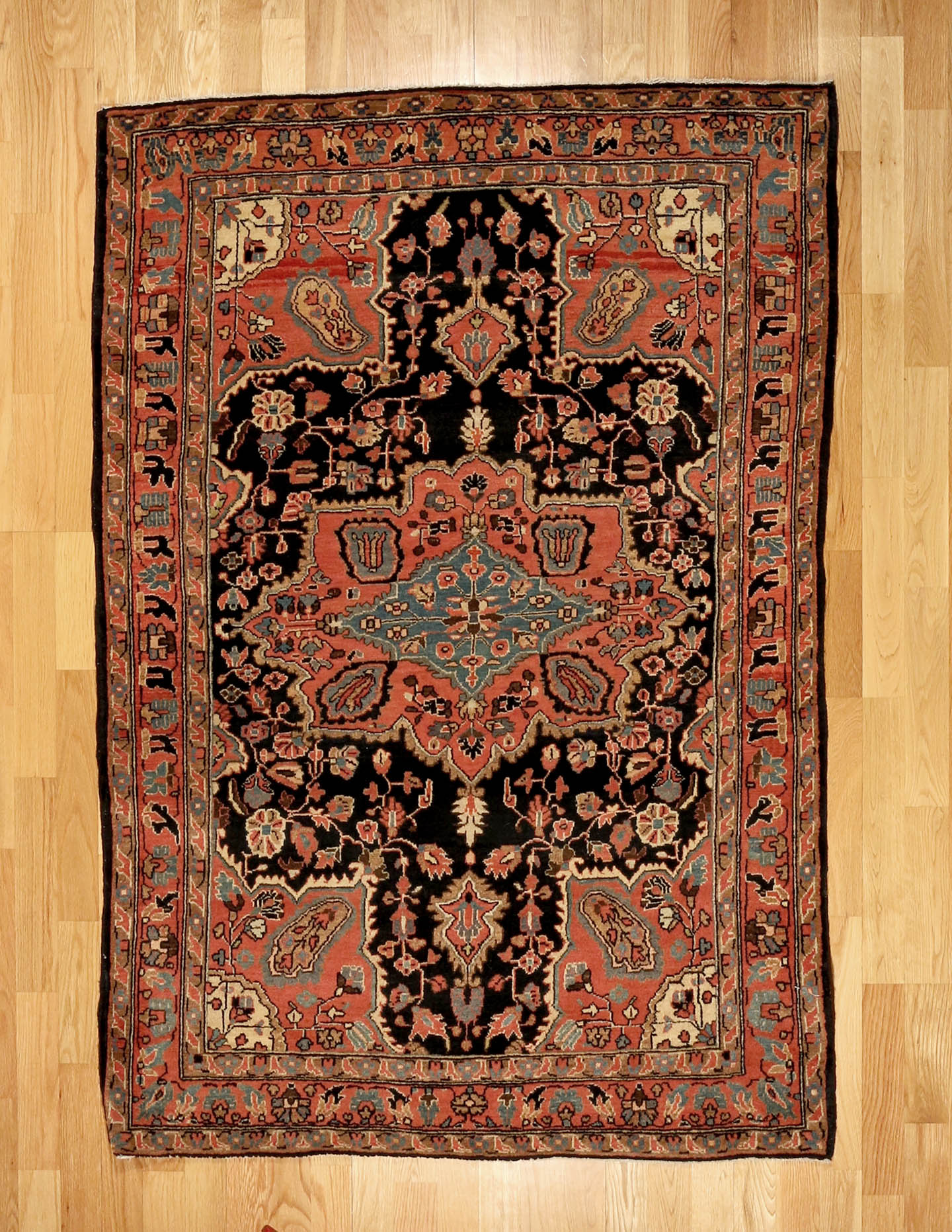 Antique Sarouk