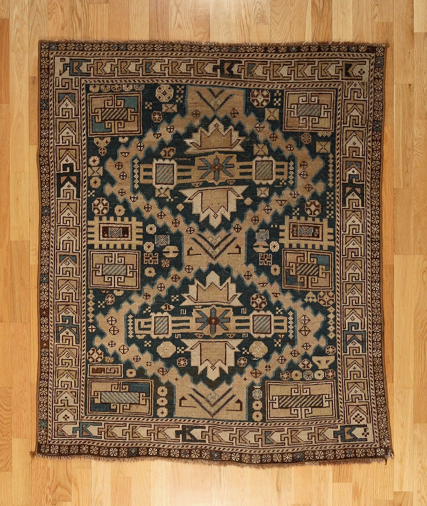 Antique Derbant