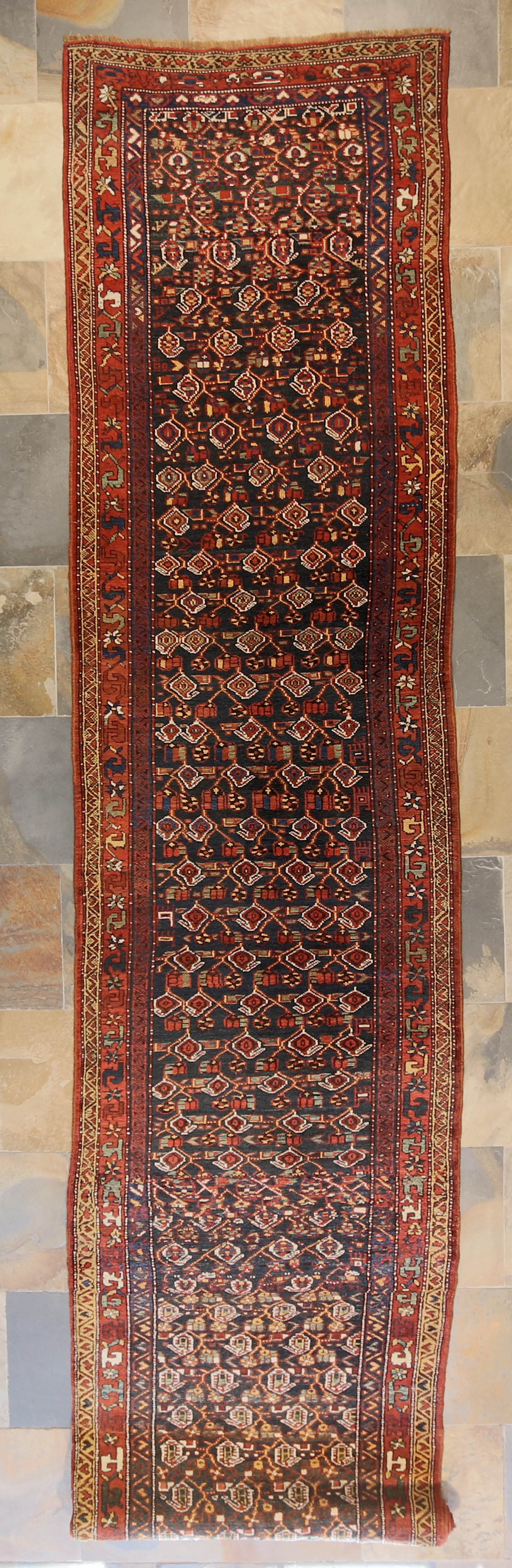 Antique N.W. Persian Varamin