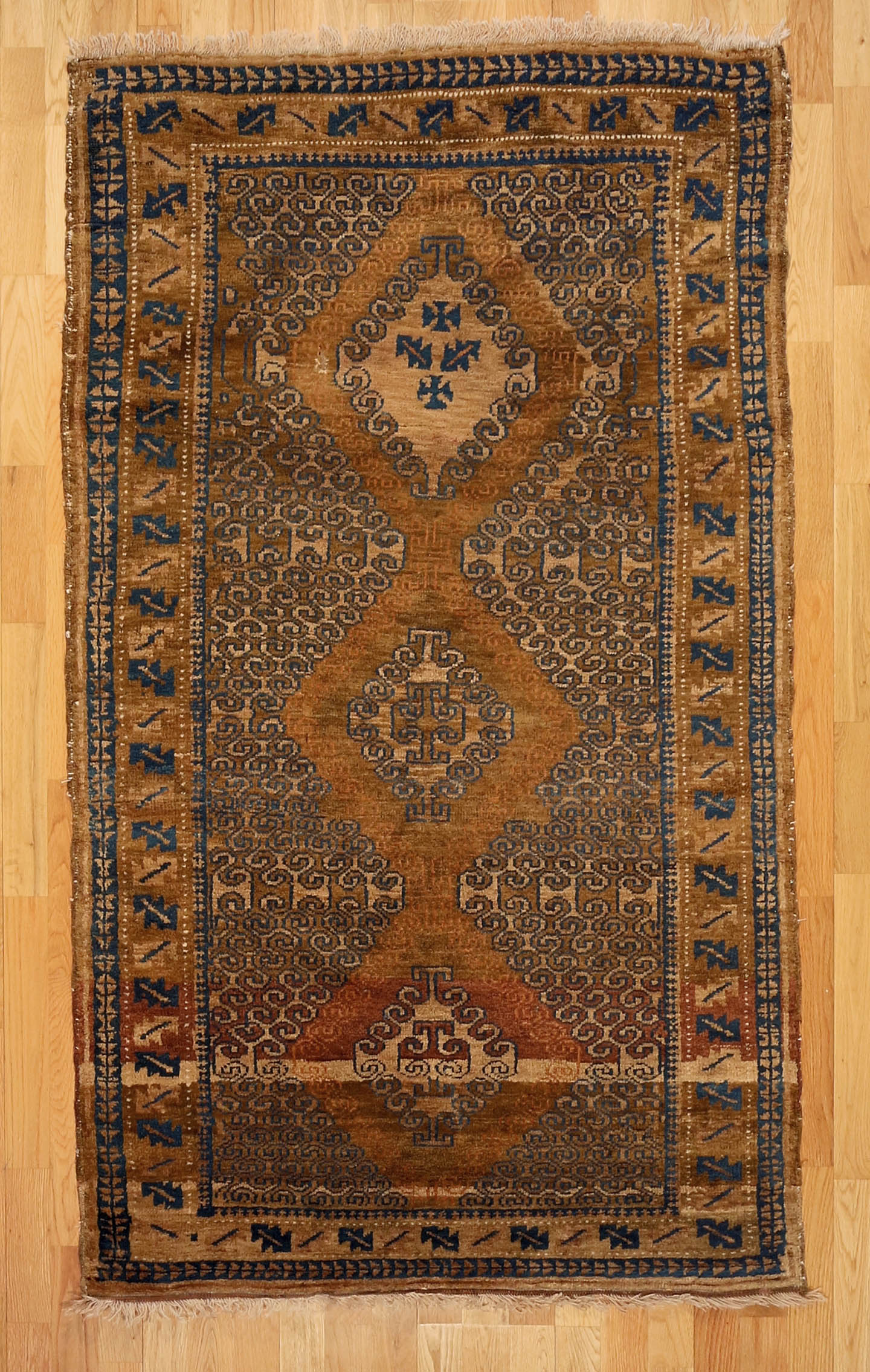 Antique Mishwani Belouch