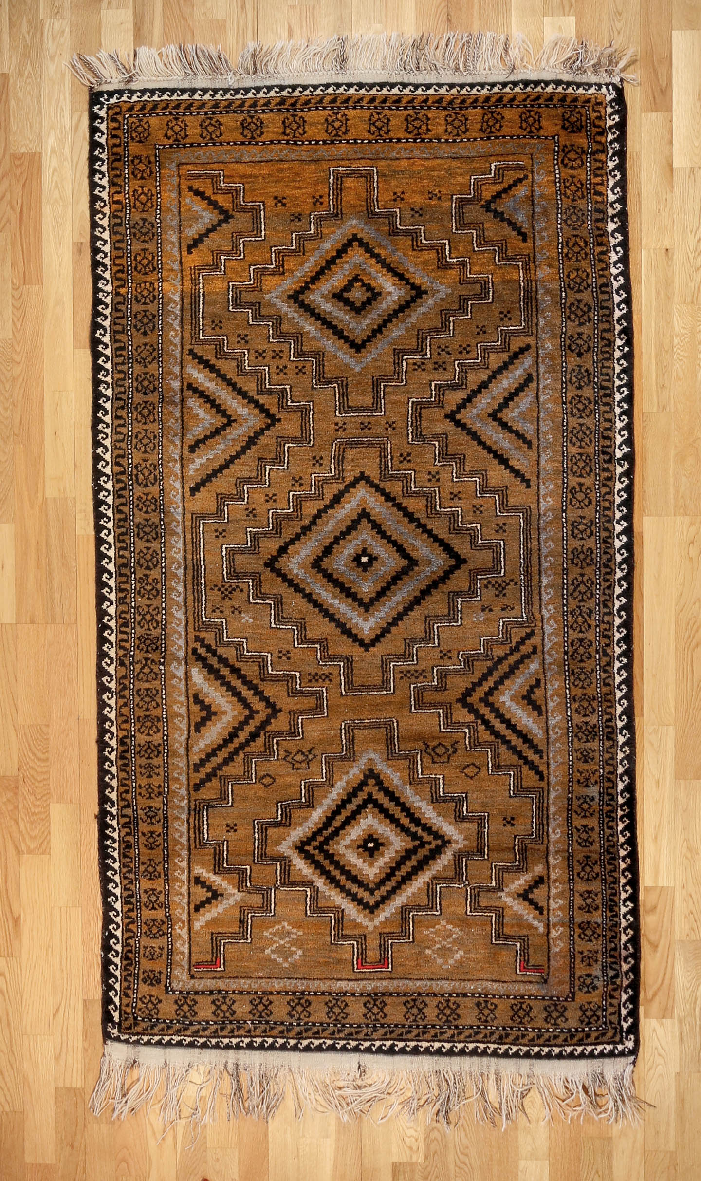 Antique Belouch