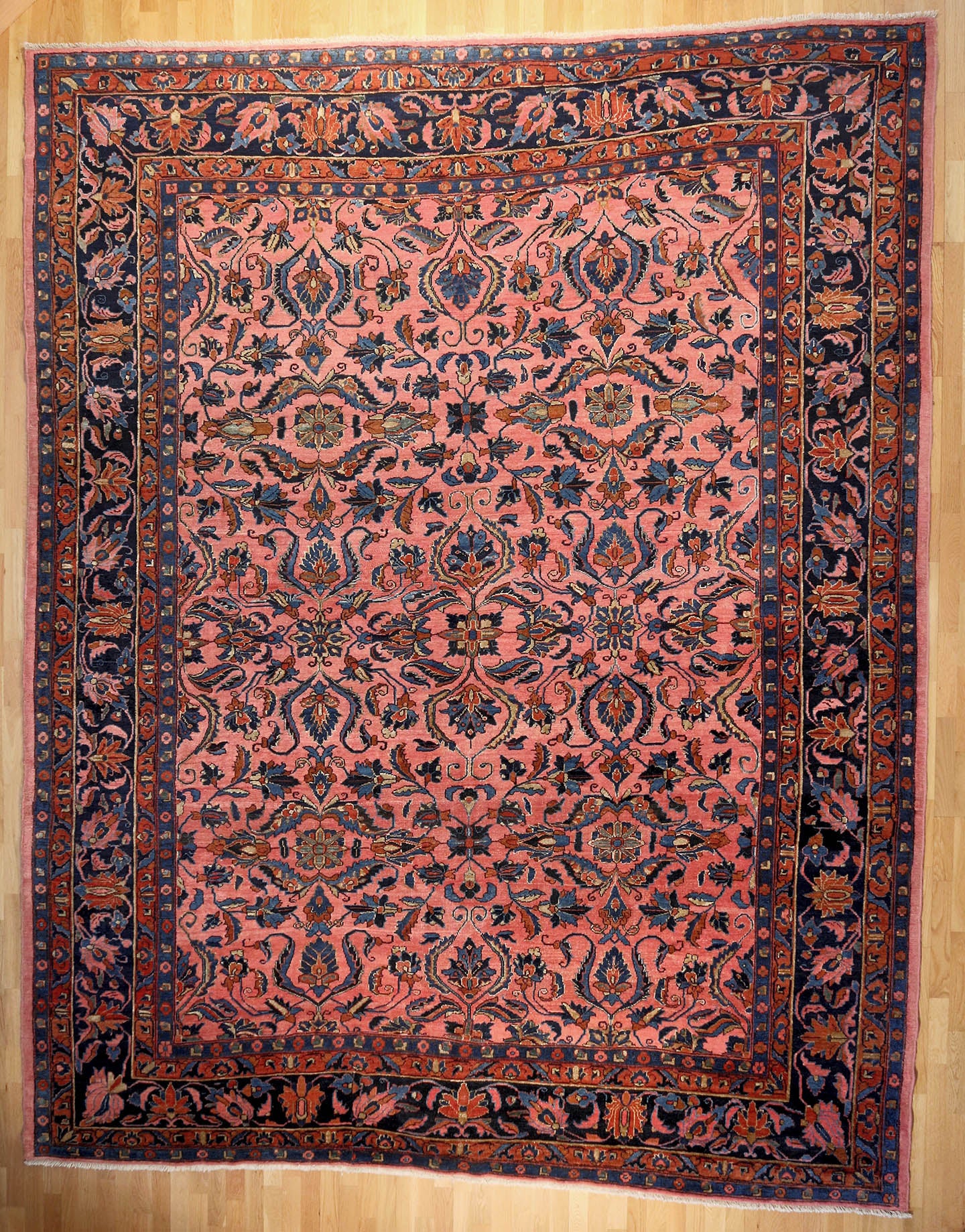 Antique Lilihan