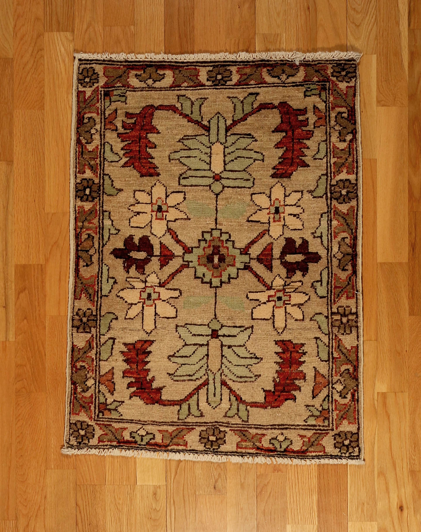 Ushak Design