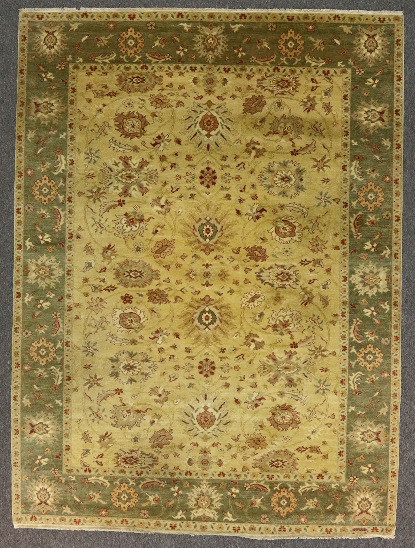 Sultanabad Design