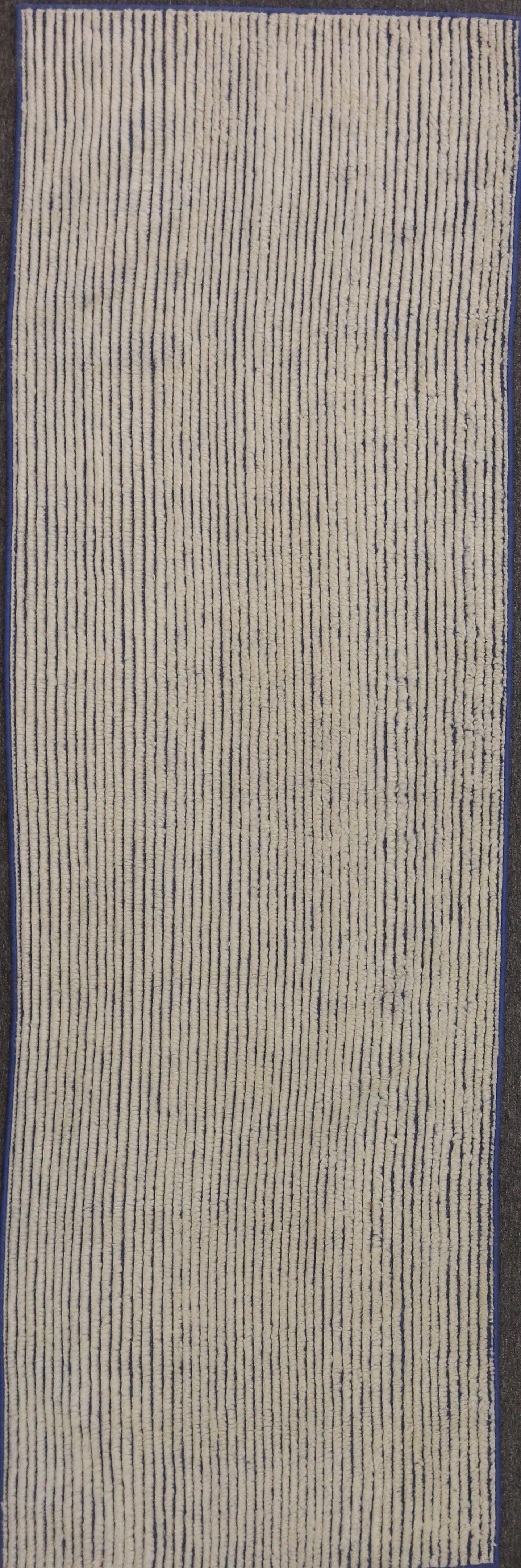 Modern Textured Design Runner