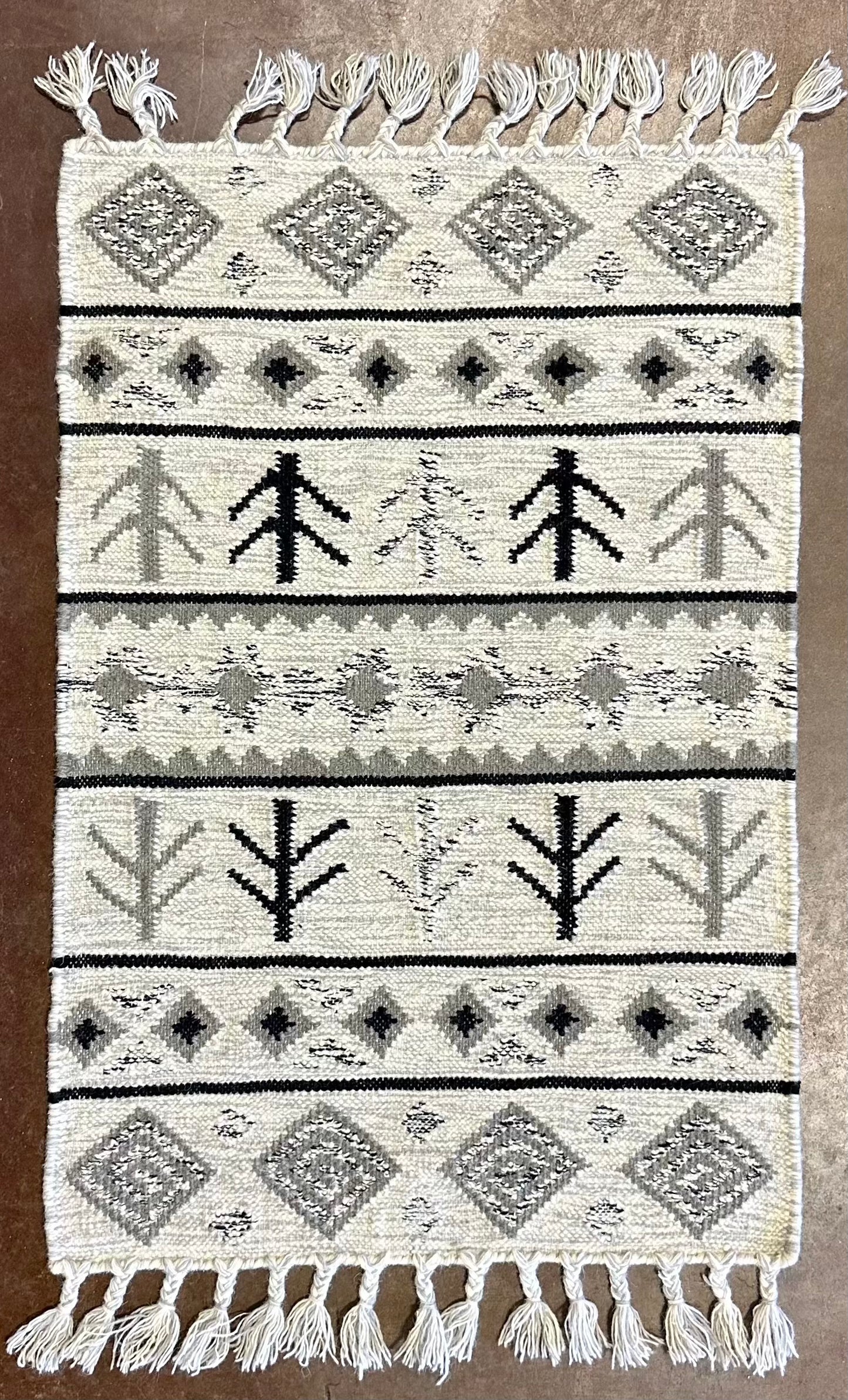 Isberian Adobe Collection Design #ADI-004