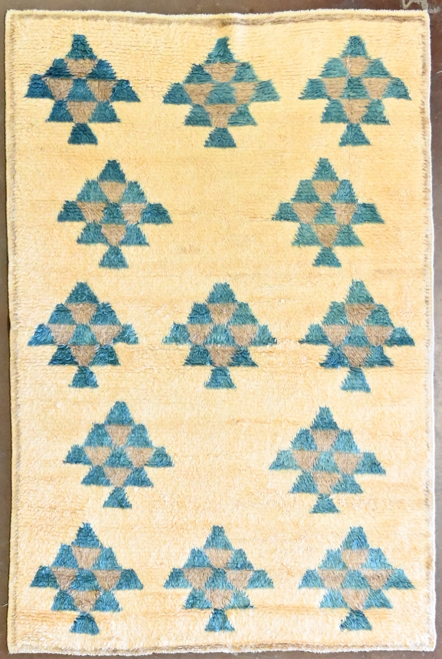 Vintage Tulu