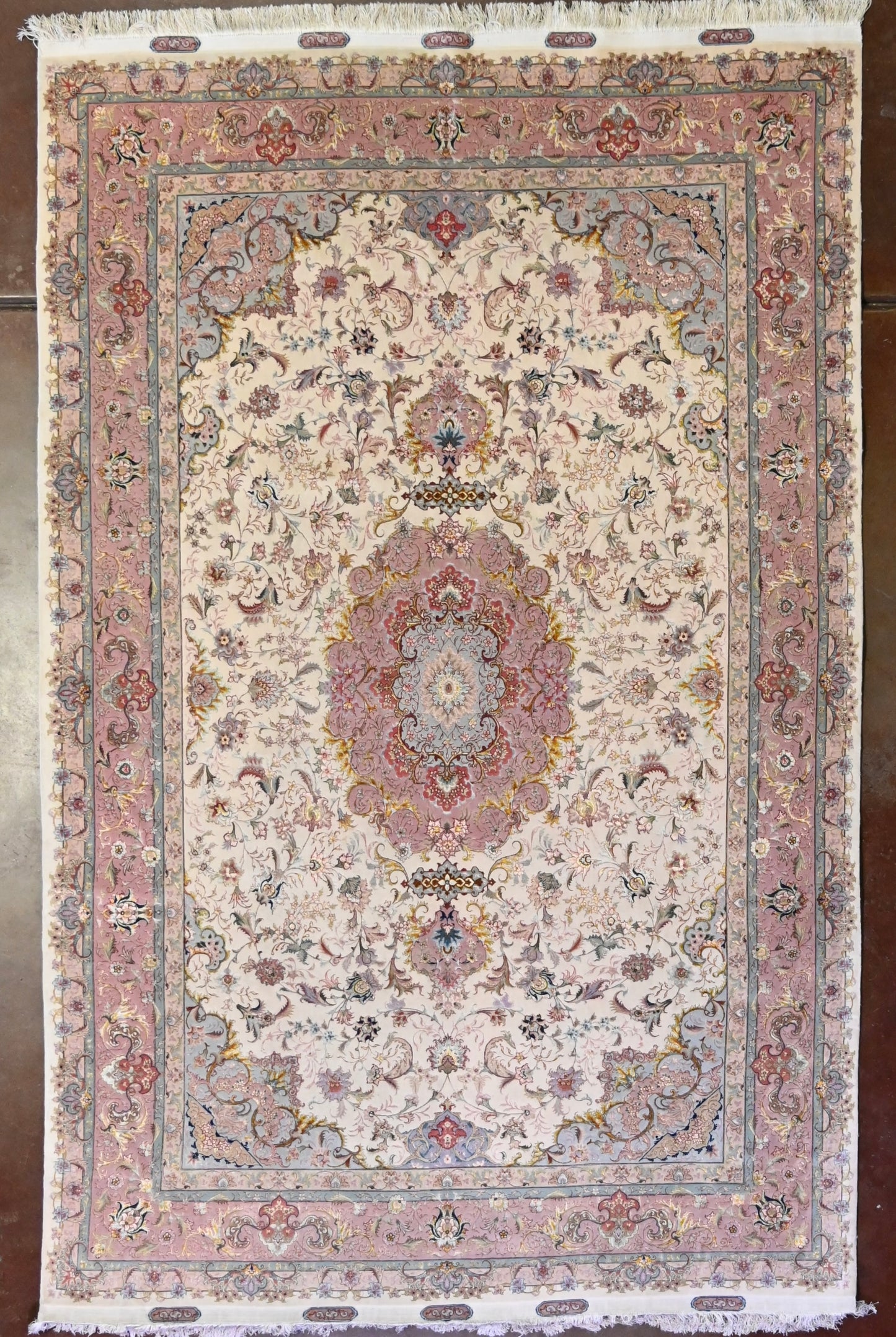 Vintage Signed Silk and Woll Tabriz
