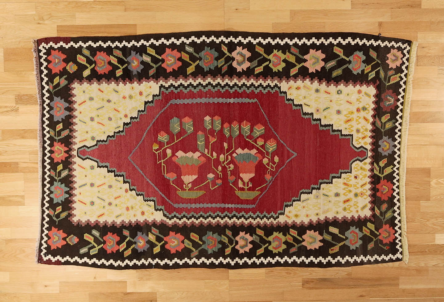 Antique Pictorial Karabagh