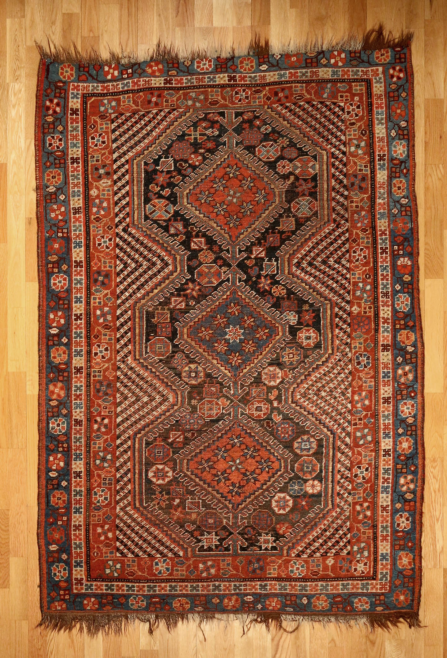Antique Kashgai