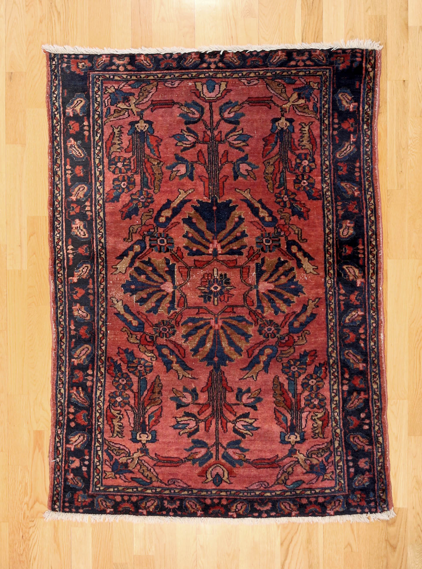 Antique Lilahan