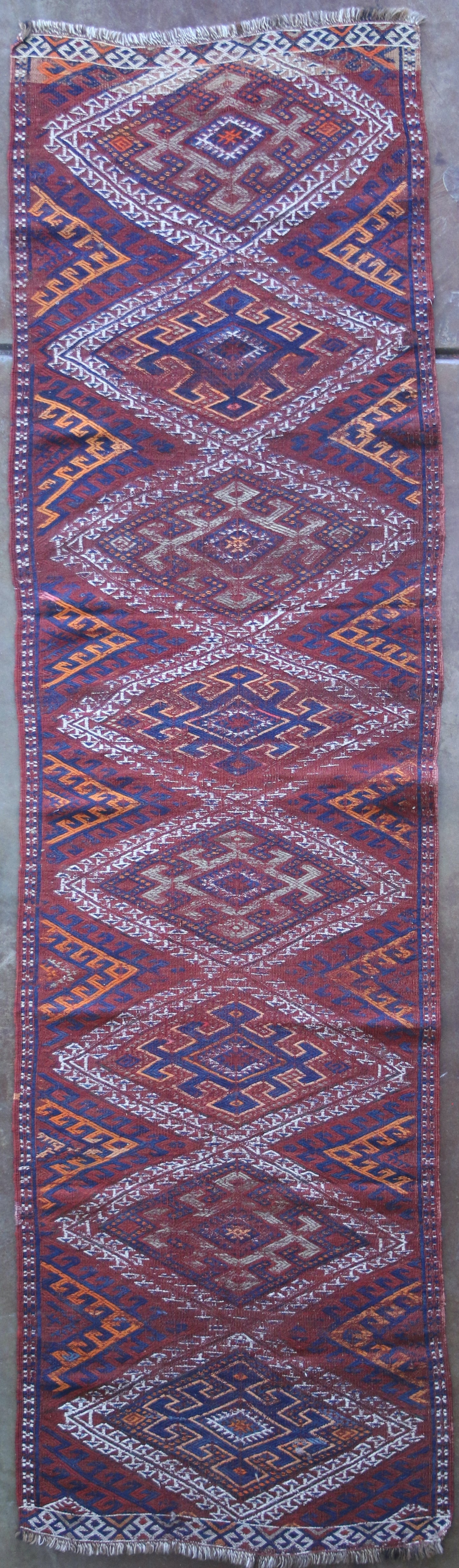 Antique Gigim