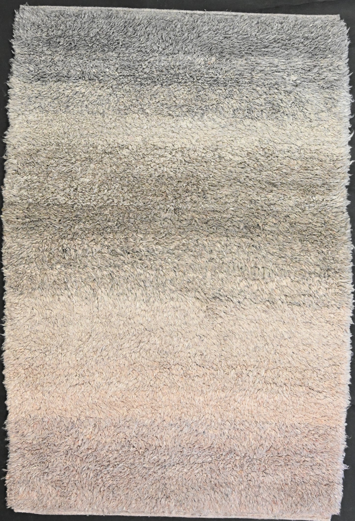 Modern Color Gradient Shag