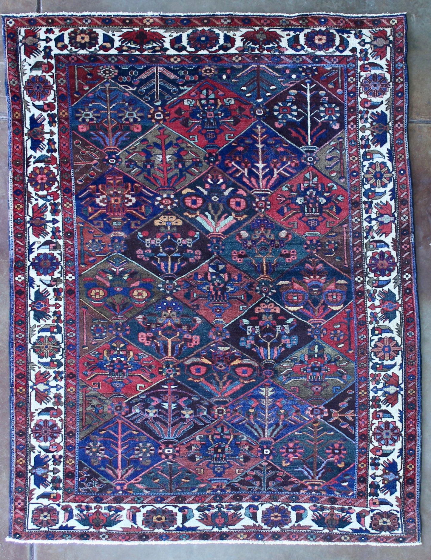 Antique Bakhtari