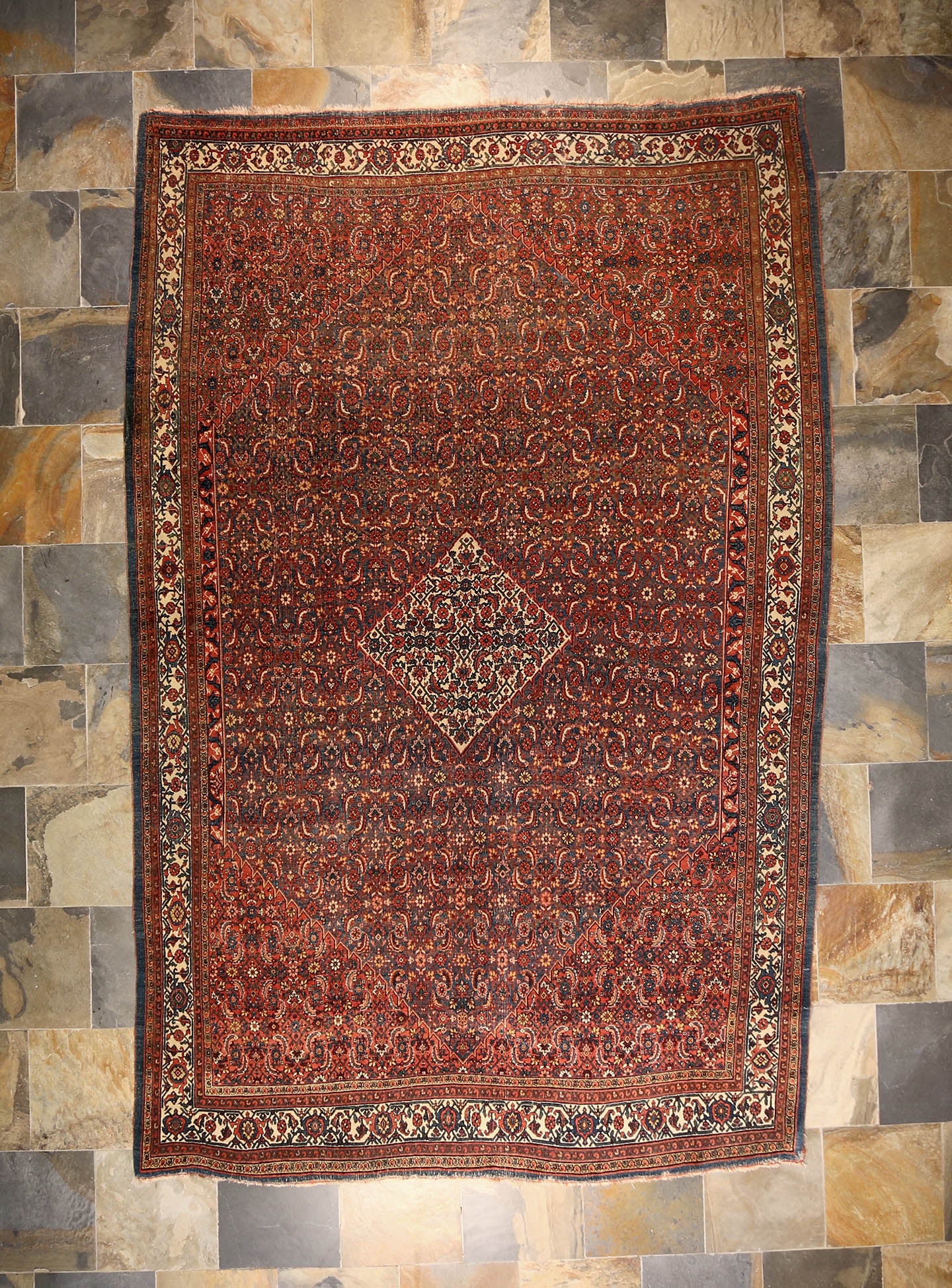 Antique Bidjar