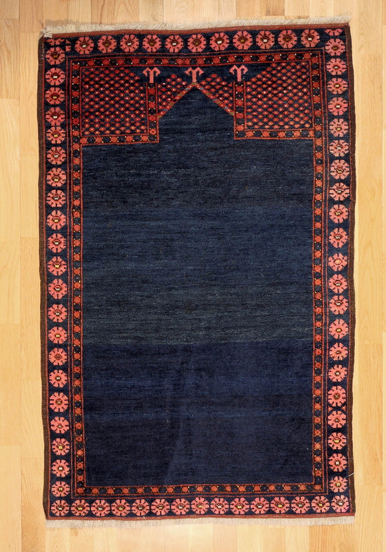 Antique Belouch Prayer