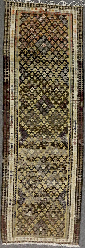 Antique Zarand Kilim