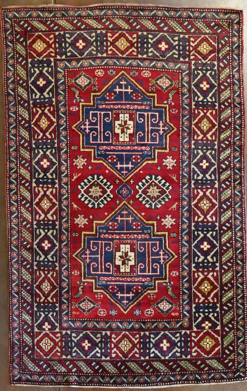 Vintage Star Kazak Design